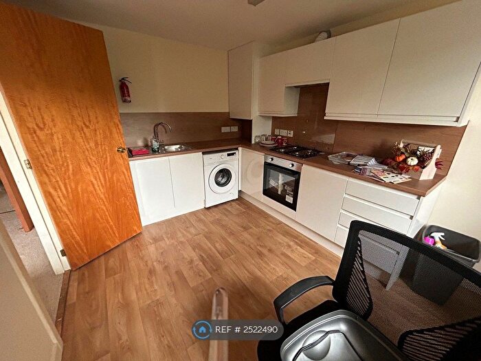 2 Bedroom Flat To Rent In Riverside Drive, Aberdeen, AB11