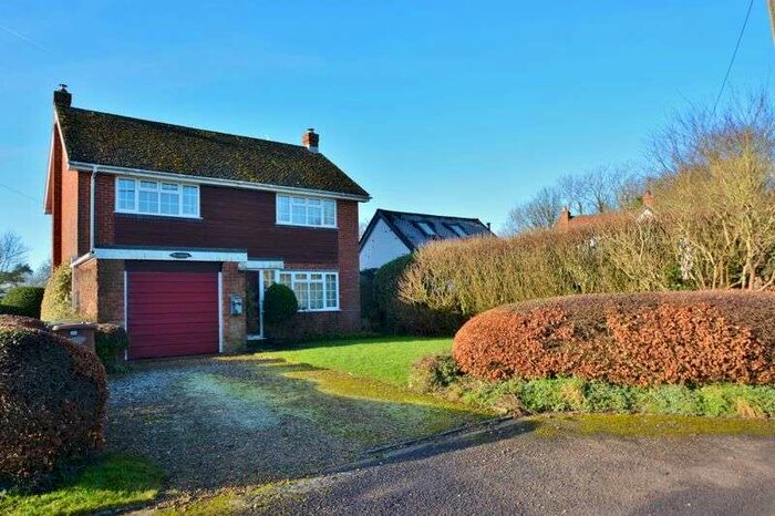 4 Bedroom Property For Sale In Sprigs Holly, Nr. Chinnor, OX39
