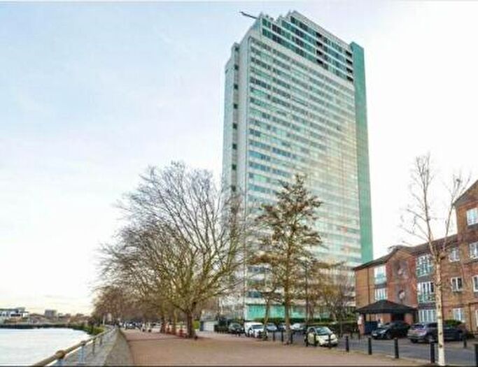 2 Bedroom Flat To Rent In Aragon Tower, George Beard Road, SE8
