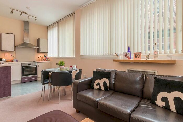 1 Bedroom Flat To Rent In Westside, Suffolk Street Queensway, B1