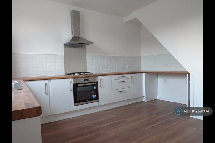 2 Bedroom Terraced House To Rent In Cemetery Road, Bolton, BL4