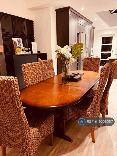 4 Bedroom Terraced House To Rent In Cherry Orchard, Kidderminster, DY10
