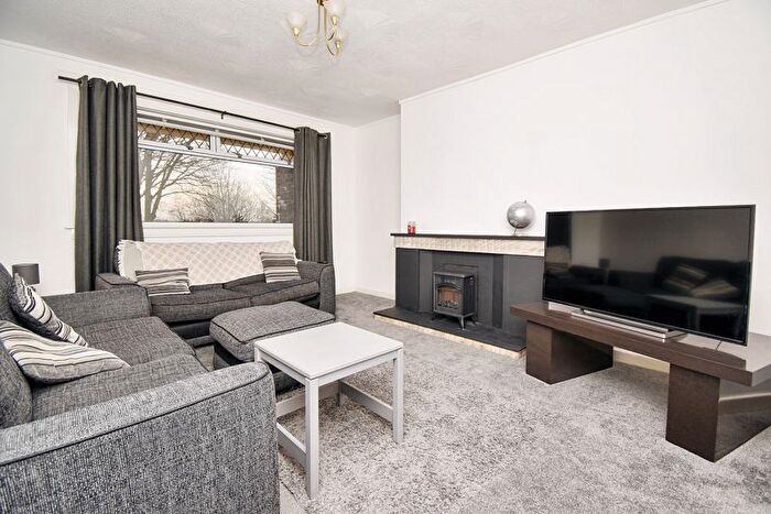 2 Bedroom Flat For Sale In Belmont Street, Kilsyth, G65
