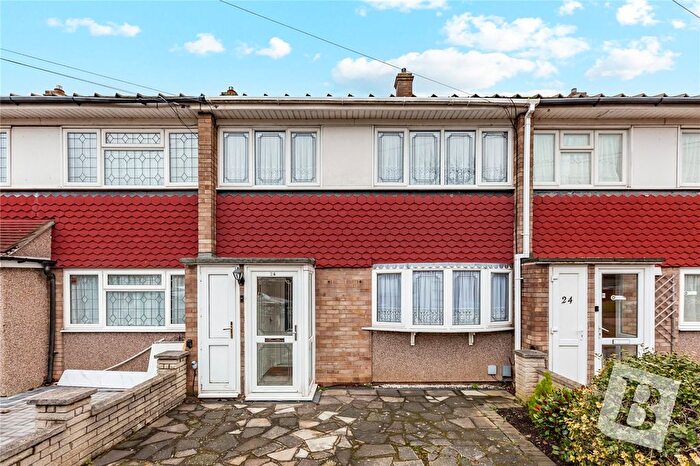 3 Bedroom Terraced House For Sale In Fambridge Road, Dagenham, RM8