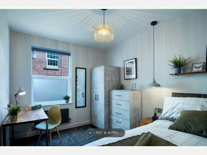 1 Bedroom Property To Rent In Rodney Street, Macclesfield, SK11