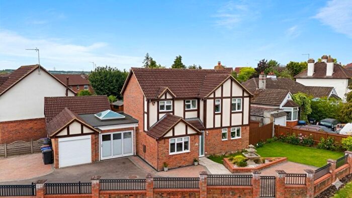 4 Bedroom Detached House For Sale In Bougainvillea Drive, Abington Vale, Northampton, NN3