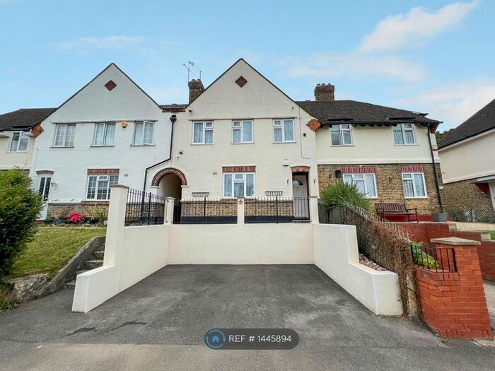 3 Bedroom Terraced House To Rent In Appletree Avenue, West Drayton, UB7