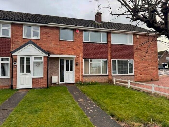 3 Bedroom Terraced House To Rent In Fontwell Drive, Leicester, LE2