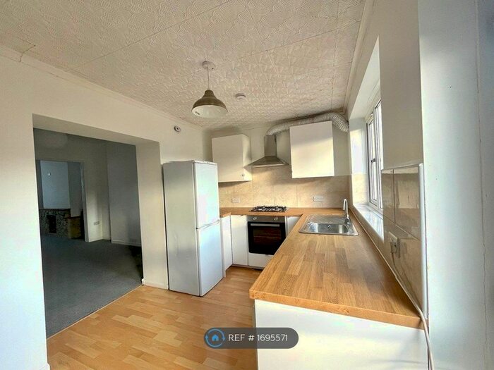 3 Bedroom Terraced House To Rent In Duckpool Road, Newport, NP19