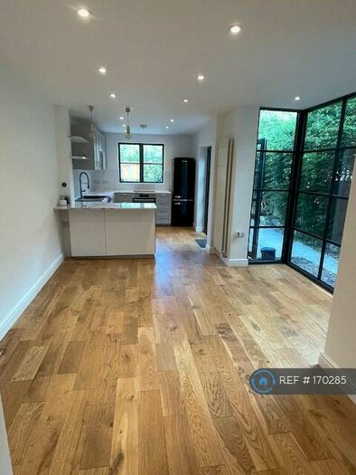 2 Bedroom Semi-Detached House To Rent In Malvern Road, London, E8