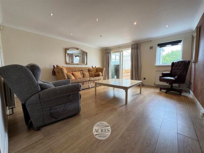 3 Bedroom Terraced House For Sale In Edmonton Avenue, Great Barr, Birmingham, B44