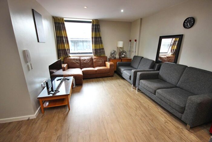 2 Bedroom Flat For Sale In Shudehill, Manchester, M4