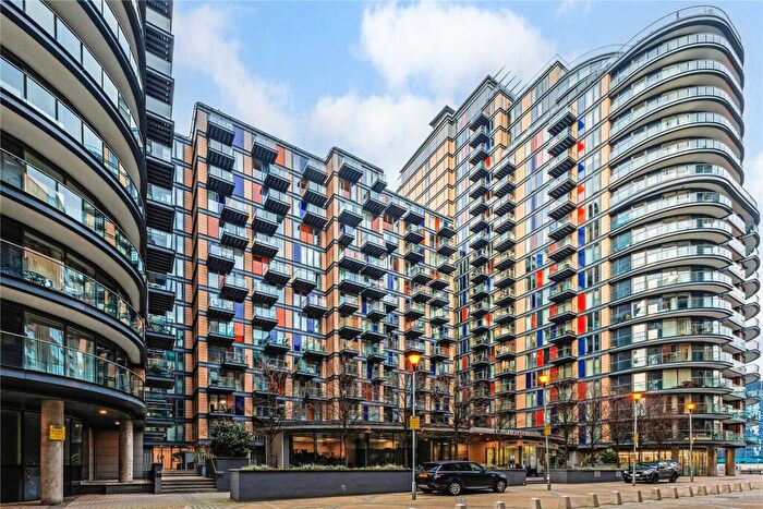 2 Bedroom Flat To Rent In Ability Place, Millharbour, London, E14