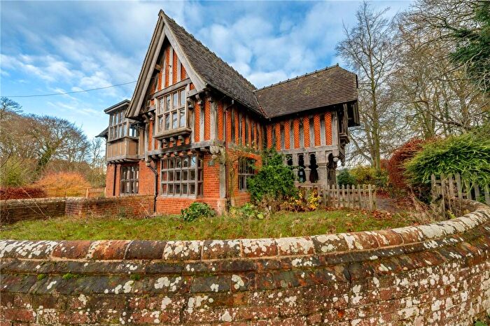 4 Bedroom Detached House For Sale In Norwich Road, Stoke Holy Cross, Norwich, Norfolk, NR14