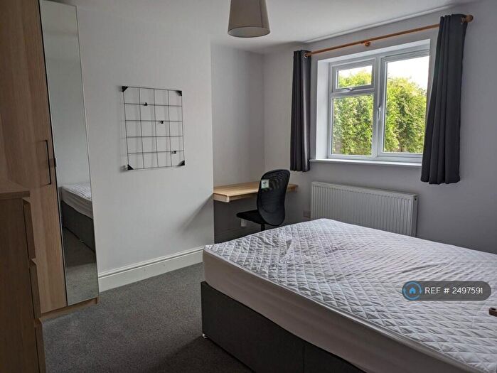 4 Bedroom Terraced House To Rent In Parkstone Avenue, Horfield, BS7