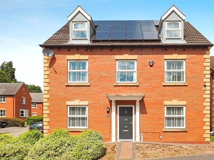 6 Bedroom Detached House For Sale In Tom Blower Close, Wollaton, Nottingham, NG8
