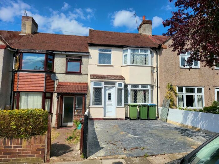 4 Bedroom Terraced House To Rent In Glendown Road, Plumstead, London, SE2
