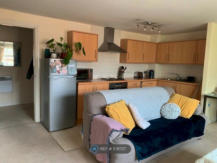 1 Bedroom Flat To Rent In Birch Meadow Close, Warwick, CV34