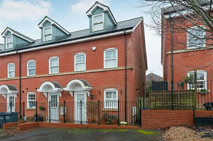 4 Bedroom End Of Terrace House For Sale In Keats Corner, Canterbury, CT1