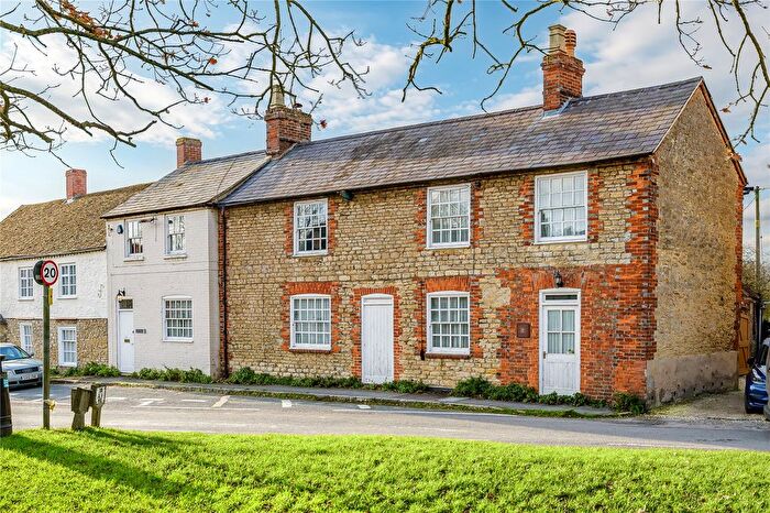 4 Bedroom Semi Detached House For Sale In The Green, Great Milton, Oxford, OX44