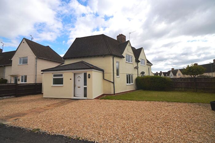 5 Bedroom Semi-Detached House To Rent In Brooke Road, Cirencester, Gloucestershire, GL7