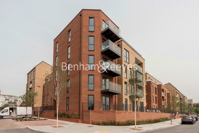 2 Bedroom Apartment To Rent In Brannigan Way, Edgware, HA8