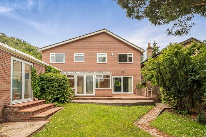 5 Bedroom Detached House For Sale In Heath Close, Wimborne, BH21