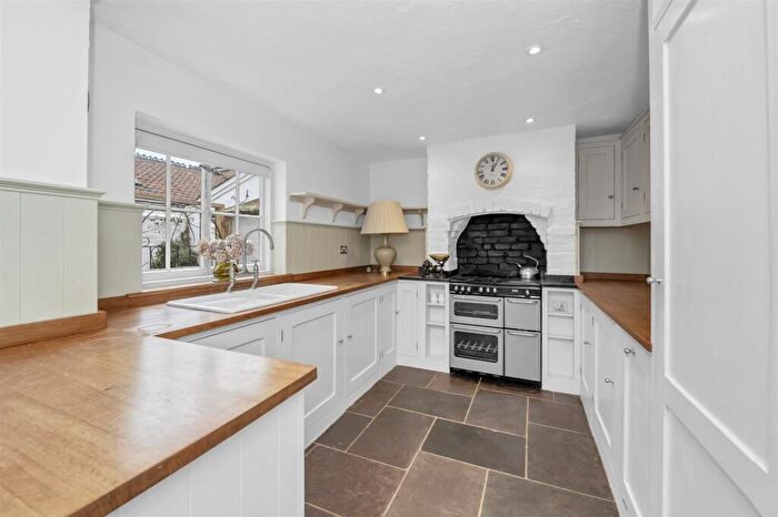 3 Bedroom Terraced House For Sale In Westgate Street, Bury St. Edmunds, IP33