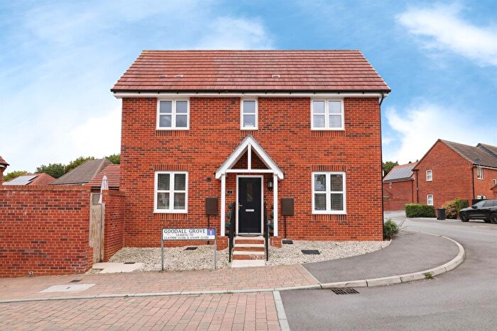 3 Bedroom Semi-Detached House For Sale In Goodall Grove, Amesbury, Salisbury, SP4