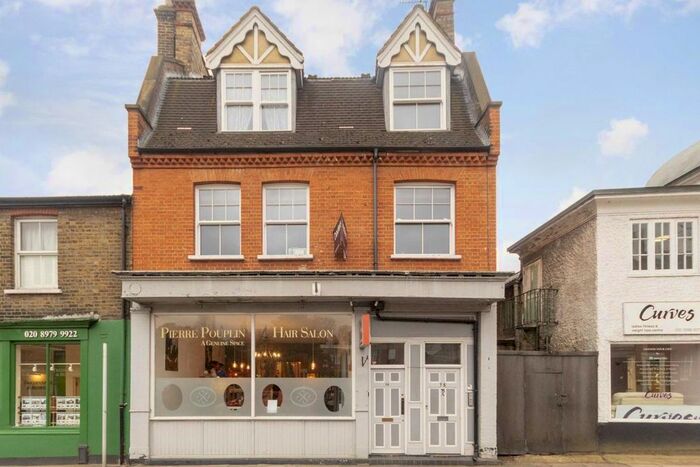 Studio To Rent In Station Road, Hampton, TW12