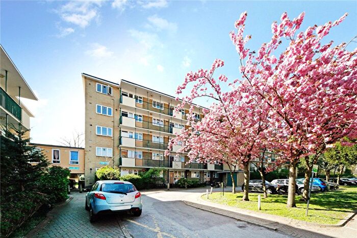 1 Bedroom Flat For Sale In Windlesham Grove, Southfields, London, SW19