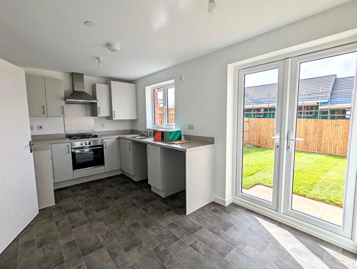 3 Bedroom Semi-Detached House To Rent In Heol Y Gylfinir, Llanilid, CF72
