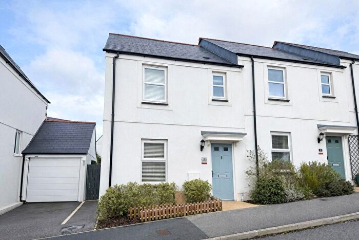 3 Bedroom End Of Terrace House For Sale In Tradewinds Close, Bodmin, Cornwall, PL31