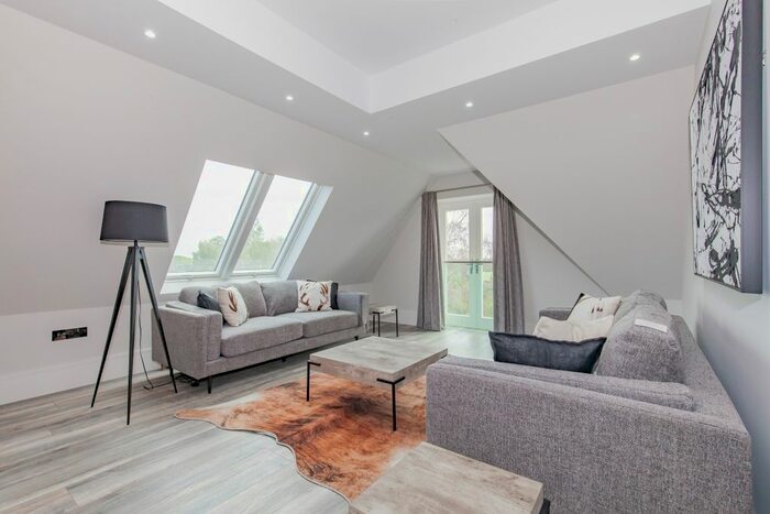 1 Bedroom Flat To Rent In Holton, Oxford, OX33