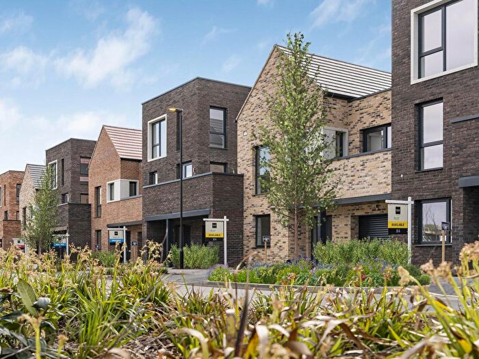 5 Bedroom Town House For Sale In Godstow Road, Wolvercote, Oxford, OX2