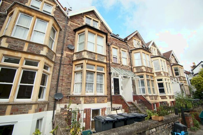 2 Bedroom Flat To Rent In Aberdeen Road, Cotham, Bristol, BS6
