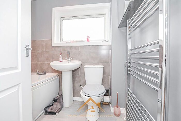 3 Bedroom Terraced House For Sale In Gowanlea Drive, Slamannan, Falkirk, FK1