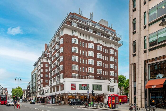 2 Bedroom Flat For Sale In Brompton Road, London, SW3