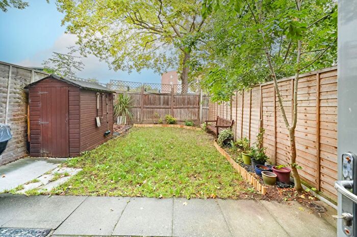 1 Bedroom Flat For Sale In Roupell Road, Brixton, London, SW2