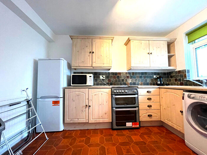 2 Bedroom Maisonette To Rent In Royal College Street, Camden, NW1