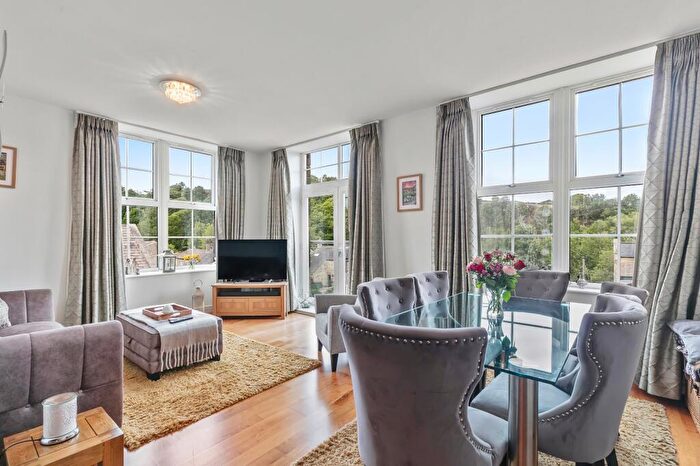 2 Bedroom Flat For Sale In Mill Fold, Addingham, Ilkley, West Yorkshire, LS29