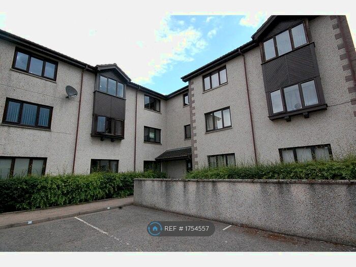 2 Bedroom Flat To Rent In Westhill, Aberdeenshire, AB32