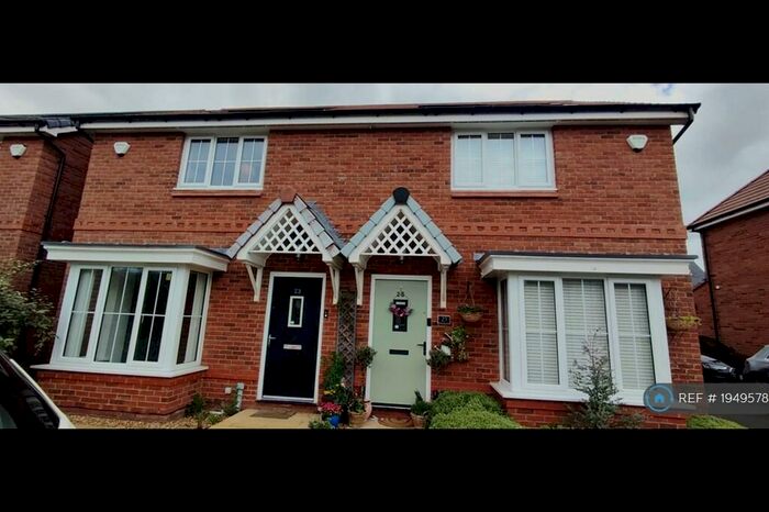 3 Bedroom Semi-Detached House To Rent In Blackberry Lane, Stockport, SK5