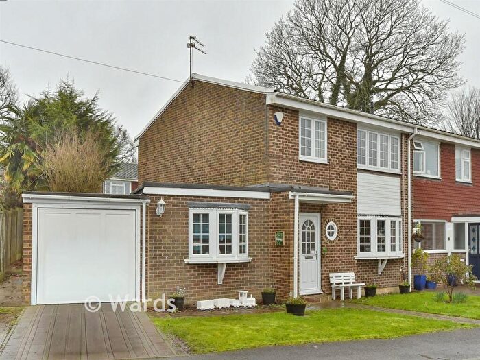 4 Bedroom End Of Terrace House For Sale In Style Close, Parkwood, Gillingham, Kent, ME8