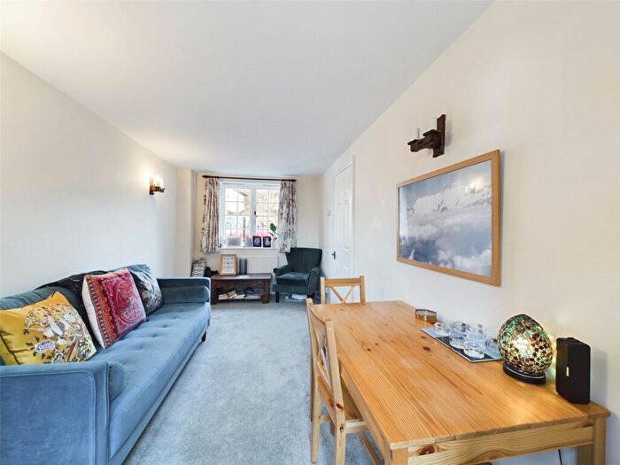 2 Bedroom End Of Terrace House To Rent In Bell Lane, Thame, Oxfordshire, OX9