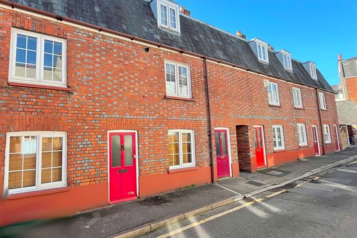 2 Bedroom Maisonette To Rent In Blandford, DT11
