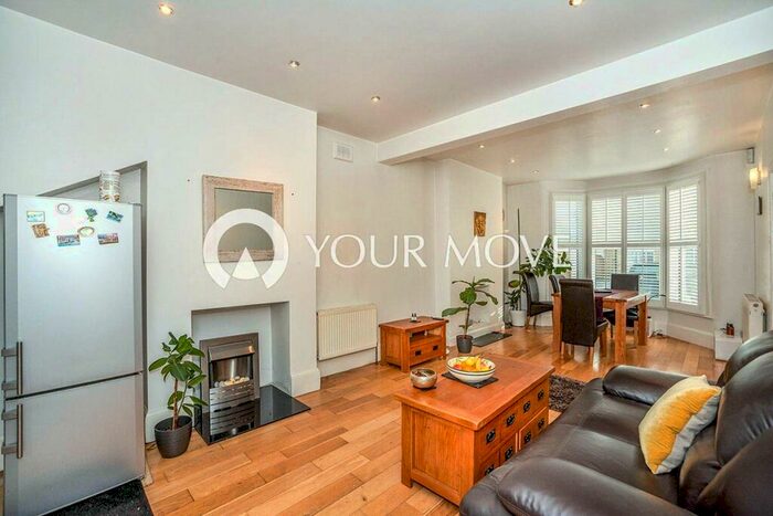 3 Bedroom End Of Terrace House To Rent In Braidwood Road, London, SE6