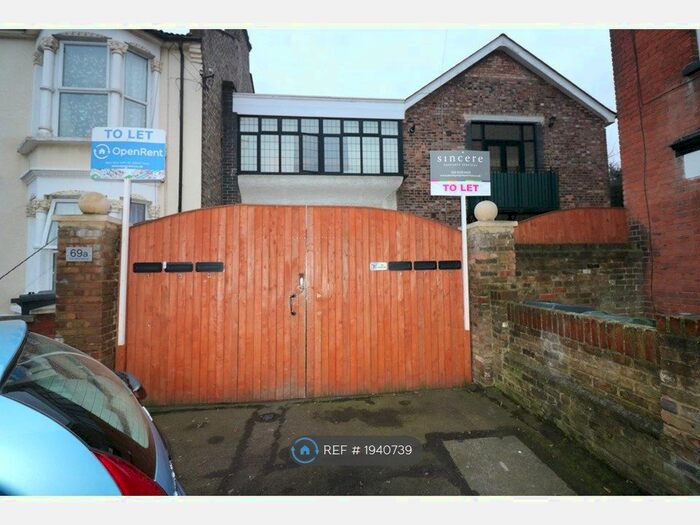 1 Bedroom Flat To Rent In Knotts Green Road, Leyton, E10