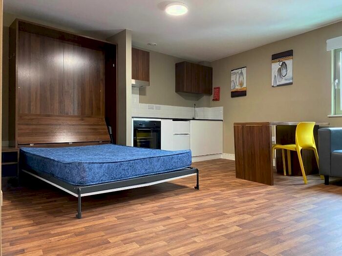 Studio To Rent In Lower Gill Street, Lower Gill Street, L3