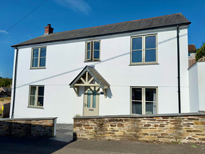 4 Bedroom Detached House For Sale In Egloshayle, Wadebridge, PL27
